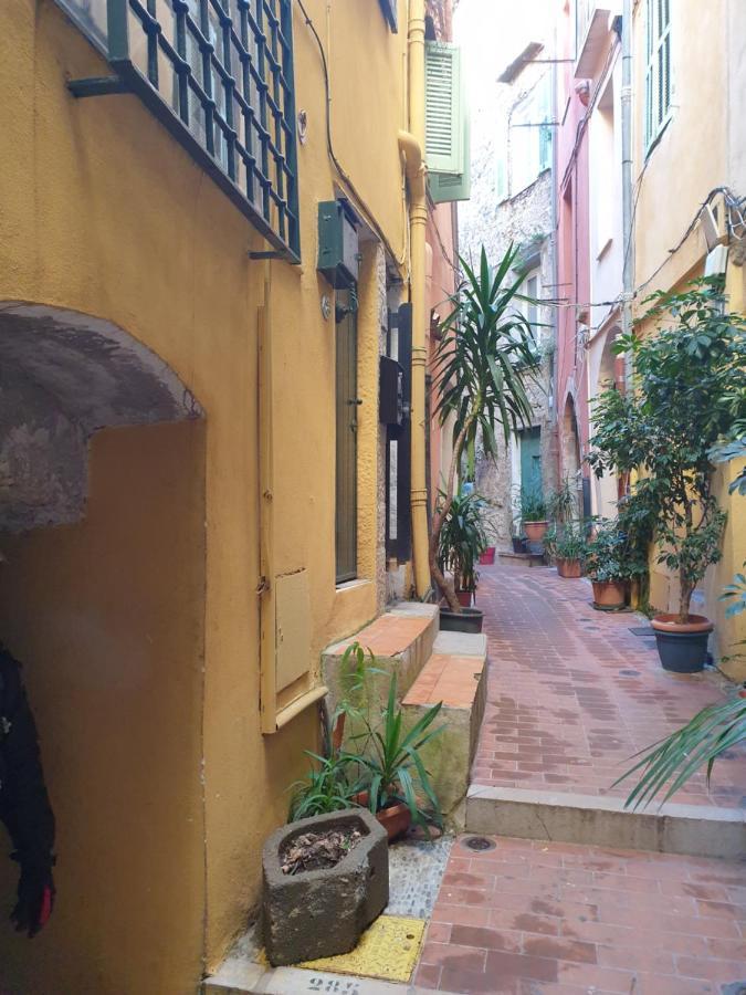 Charmant Studio Avec Coin Nuit - Vieille Ville Climatise Menton Exterior photo